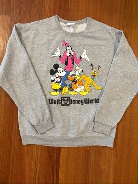 Disney Parks Walt Disney World Mickey & Friends Gray Crewneck Sweatshirt L